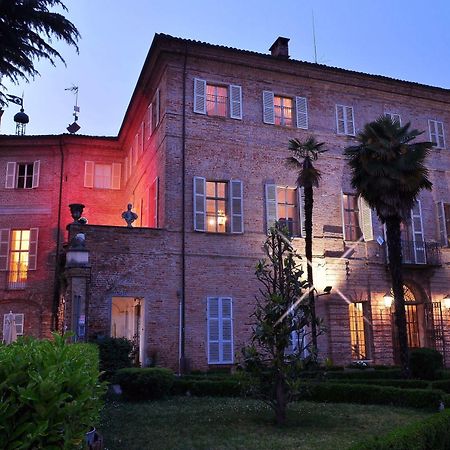 La Foresteria Del Castello - Wellness Hotel In Dimora Storica CastellʼAlfero Kültér fotó