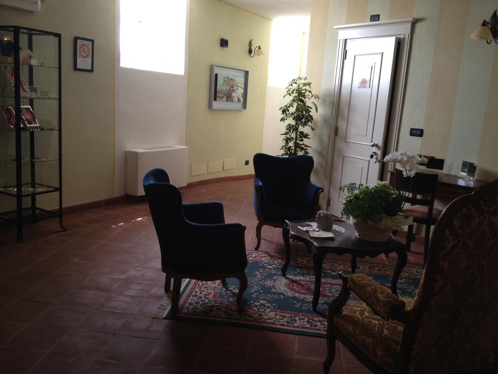 La Foresteria Del Castello - Wellness Hotel In Dimora Storica CastellʼAlfero Kültér fotó