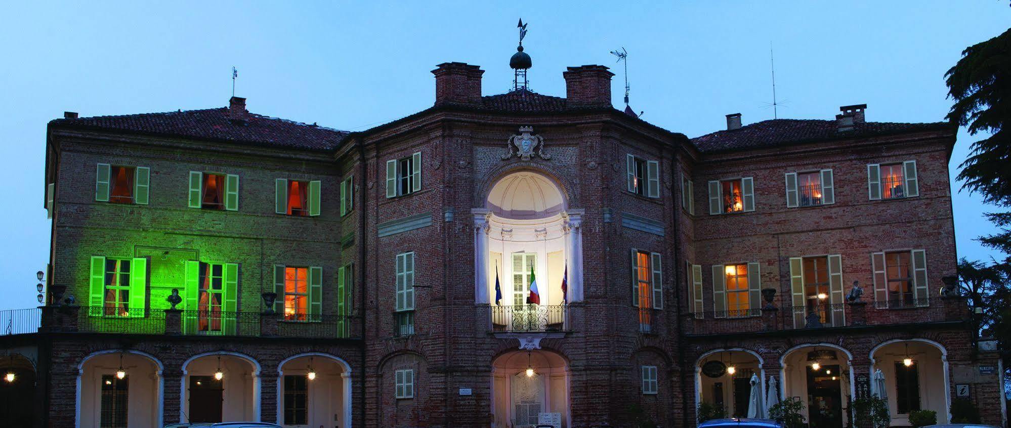 La Foresteria Del Castello - Wellness Hotel In Dimora Storica CastellʼAlfero Kültér fotó