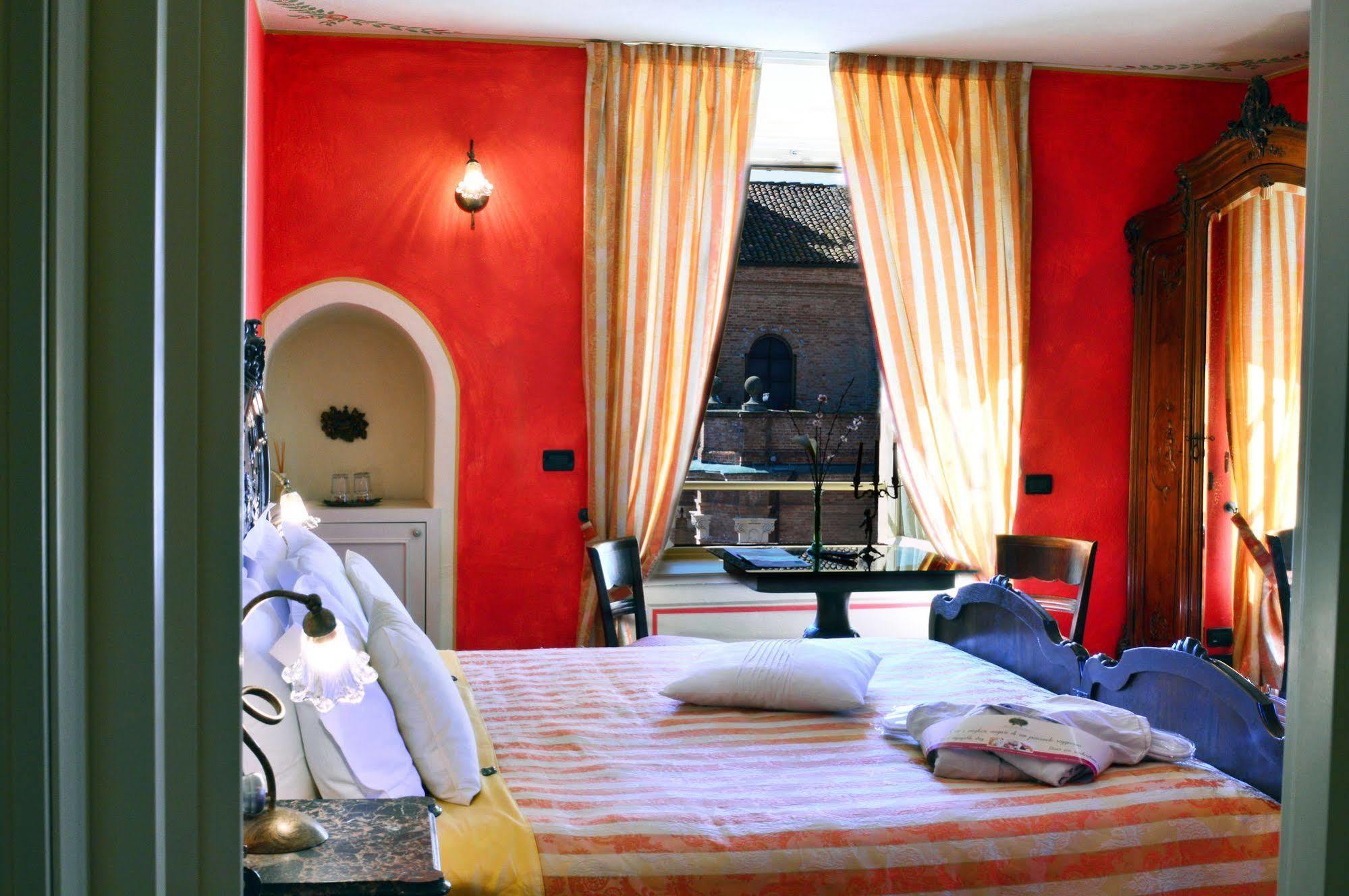 La Foresteria Del Castello - Wellness Hotel In Dimora Storica CastellʼAlfero Kültér fotó