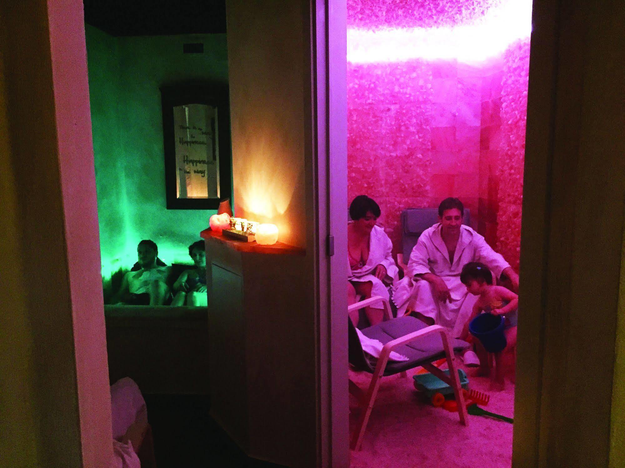 La Foresteria Del Castello - Wellness Hotel In Dimora Storica CastellʼAlfero Kültér fotó