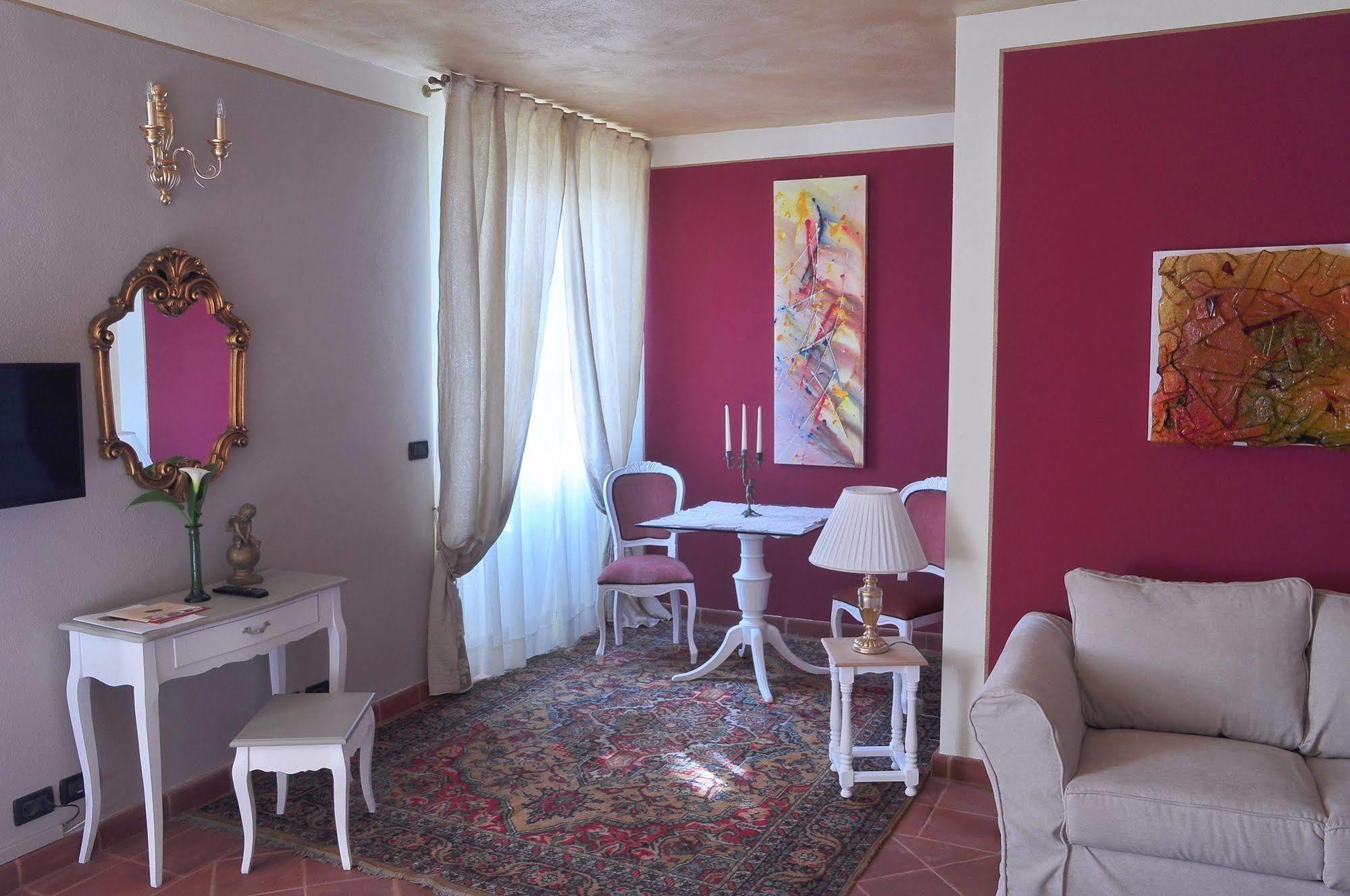 La Foresteria Del Castello - Wellness Hotel In Dimora Storica CastellʼAlfero Kültér fotó